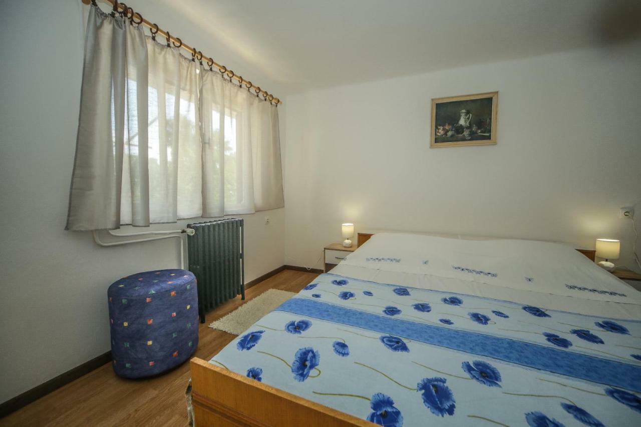 Apartman Ana Lovran Eksteriør bilde