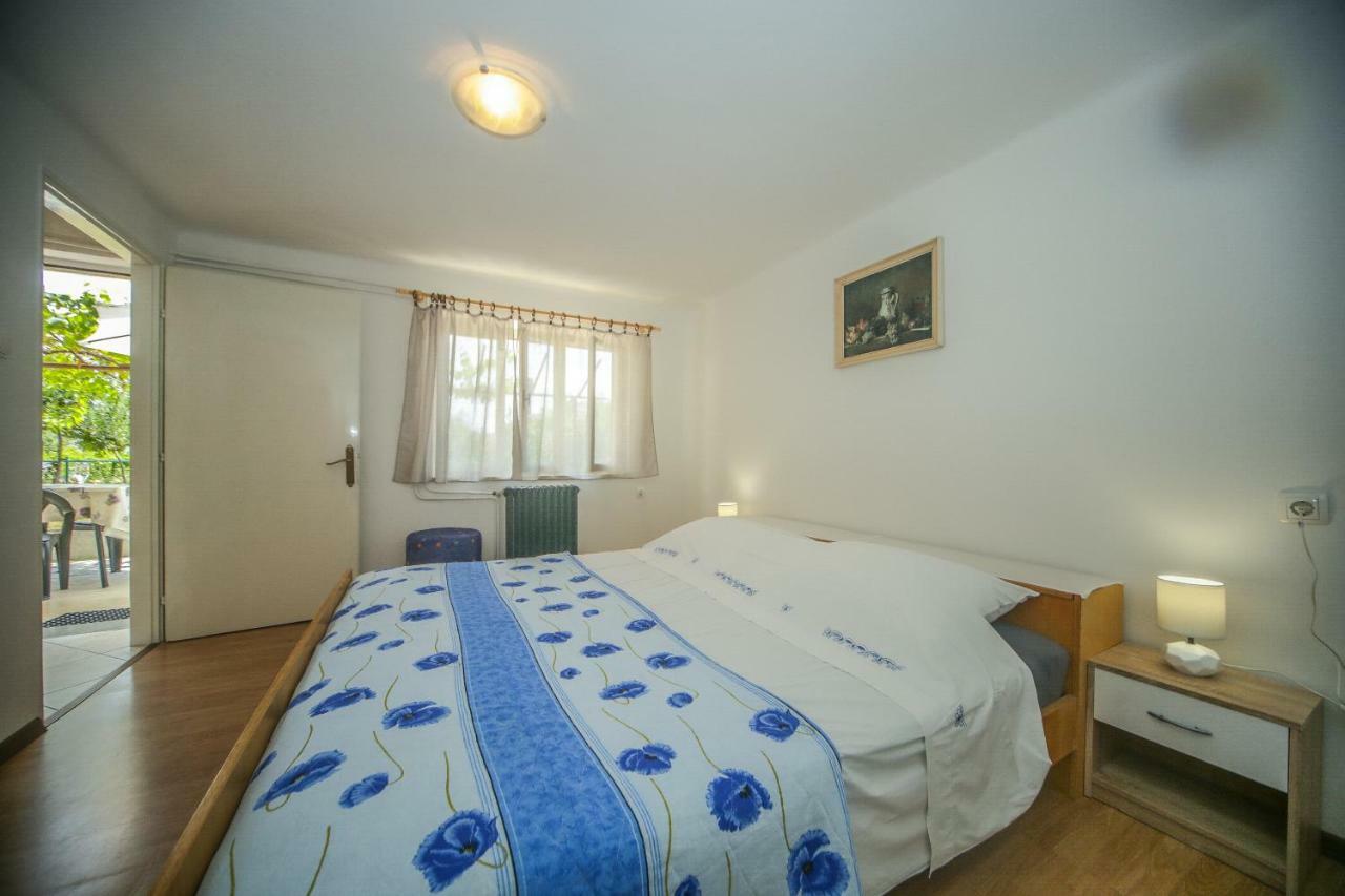 Apartman Ana Lovran Eksteriør bilde